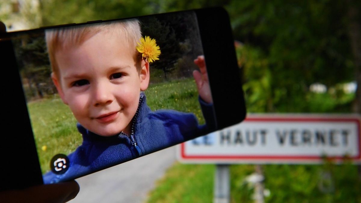 Francouzský chlapec Émile pohřešovaný od loňského léta byl nalezen mrtev